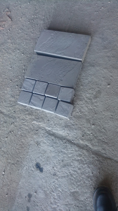 335300325073